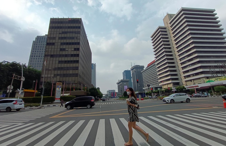 Perkantoran di Jalan MH Thamrin, Jakarta Pusat. (Beritasatu Photo/Mohammad Defrizal)