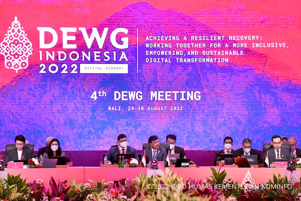 Menteri Komunikasi dan Informatika (Menkominfo) Johnny G Plate membuka Sidang 4th Digital Economy Working Group (DEWG) G20 di The Mulia, Nusa Dua, Bali, Senin (29/8/2022). Foto: Kominfo