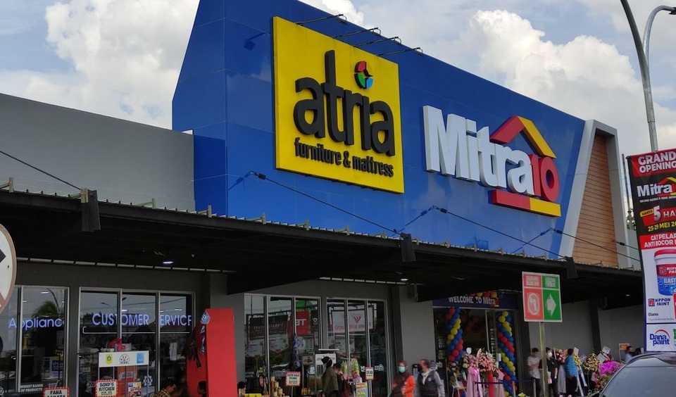 PT Catur Sentosa Adiprana Tbk (CSAP) adalah pemilik jaringan Mitra10 dan Atria,