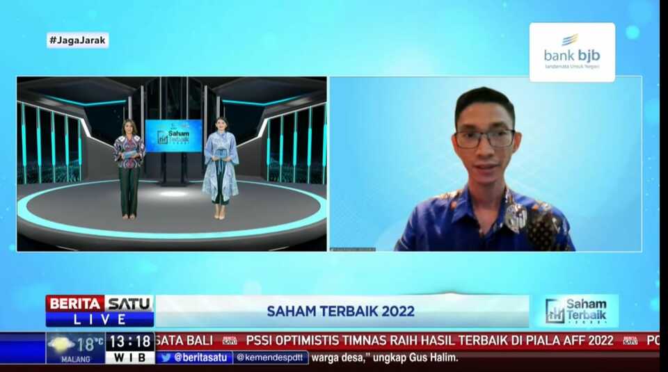 CEO PT Edvisor Profina Visindo Praska Putrantyo saat menjelaskan kriteria penilaian saham terbaik dalam acara Saham Terbaik 2022 yang diselenggarakan Majalah Investor bekerja sama dengan Edvisor Profina Visiondo.