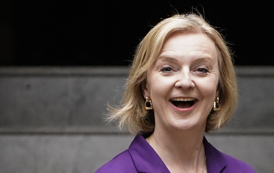Rona bahagia Liz Truss, sebagai pemimpin baru Partai Konservatif dan calon perdana menteri Inggris. ( Foto: NIKLAS HALLE N / AFP )