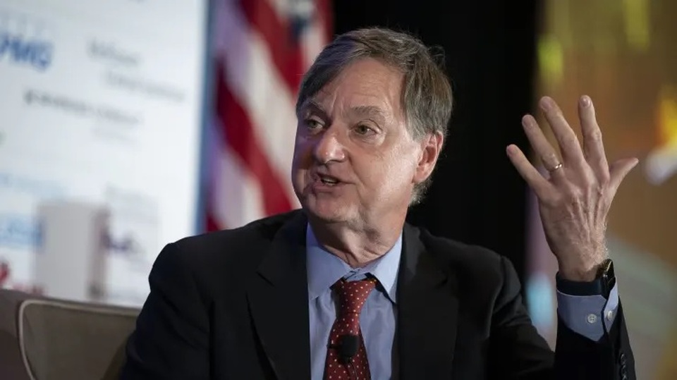 Presiden Federal Reserve Bank of Chicago Charles Evans berbicara selama pertemuan tahunan National Association of Business Economics (NABE) di Arlington, Virginia, AS pada 27 September 2021. (Foto: Al Drago / Bloomberg / Getty Images)