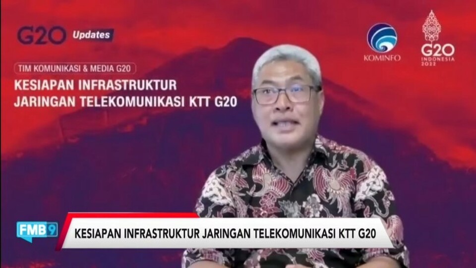 Direktur Network & IT Solution Telkom Indonesia (TLKM) Herlan Wijanarko memberi keterangan di acara G20 Update Kesiapan Infrastruktur Jaringan Telekomunikasi KTT G20, Selasa (4/10/2022). 