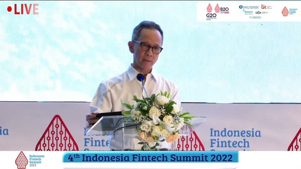 Ketua Dewan Komisioner OJK Mahendra Siregar di acara 4th Indonesia Fintech Summit 2022, Kamis (10/11/2022). (Prisma Ardianto/Investor Daily)
