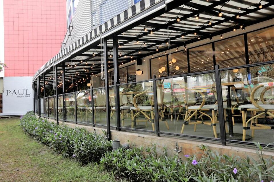 Jelang Akhir Tahun, Total Gerai Map Boga Adiperkasa (MAPB) Capai 700 Unit. Kehadiran gerai ke-700 tersebut ditandai dengan pembukaan gerai salah satu merek F&B mereka, yaitu PAUL di Mall Kelapa Gading 2.