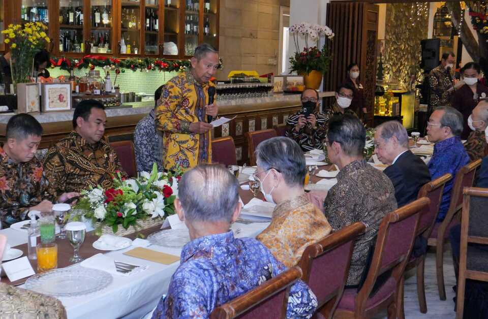 Ginandjar Kartasasmita dalam acara jamuan makan malam di Jakarta untuk menyambut delegasi pengusaha Jepang.