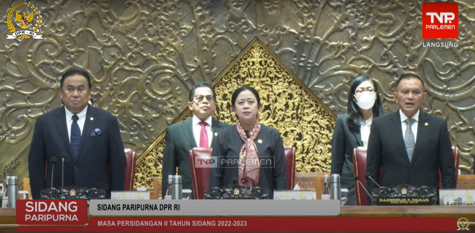 Rapat Paripurna DPR RI Ke-13 Masa Persidangan II Tahun Sidang 2022-2023 yang di antaranya meyetujui pengesahan Rancangan Undang-Undang (RUU) Pengembangan dan Penguatan Sektor Keuangan (P2SK) menjadi undang-undang. (Sumber: Yuotube DPR RI) 