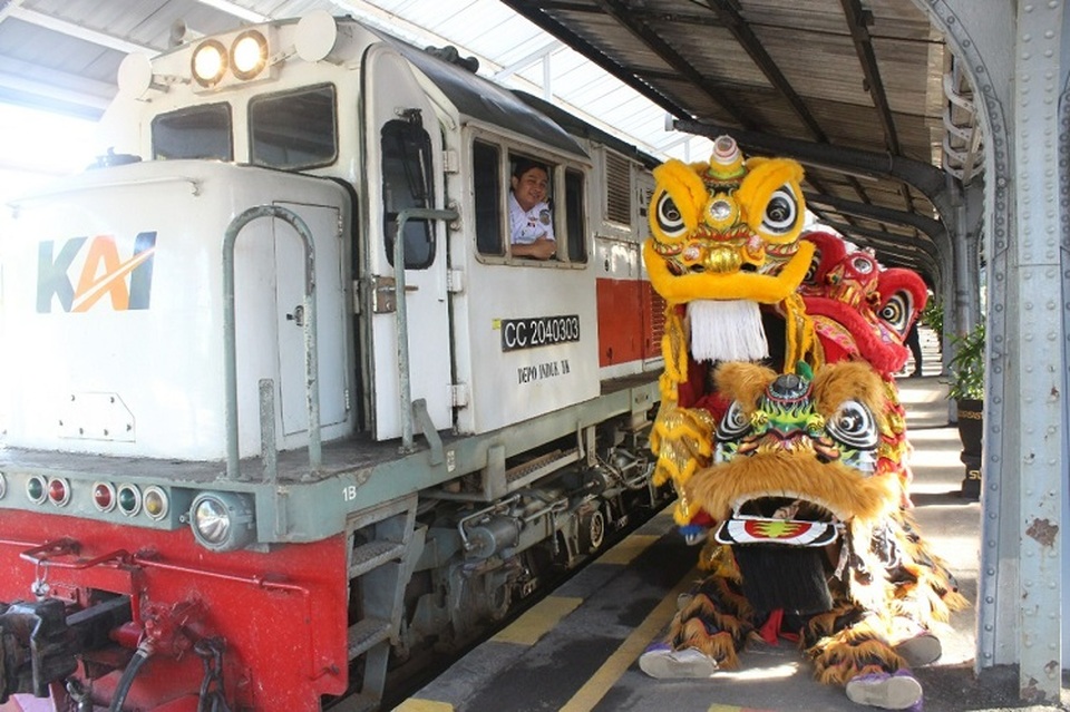 PT Kereta Api Indonesia (Persero)/KAI melayani sebanyak 466.241 pelanggan atau rata-rata 116.560 pelanggan kereta api jarak jauh selama libur panjang Tahun Baru Imlek 2574. (Ist)