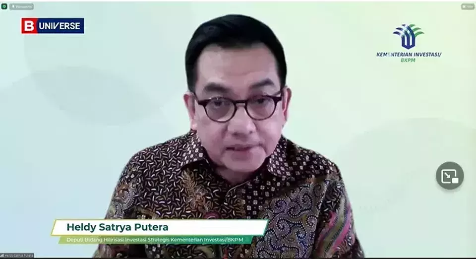 Deputi Bidang Hilirisasi Investasi Strategis Kementerian Investasi/BKPM
Heldy Satrya Putera dalam dalam acara diskusi bertajuk Strategi Mencapai Target Investasi 2023 dengan Mendorong Hilirisasi, yang diselenggarakan Kementerian Investasi/BKPM bekerja sama dengan Investor Daily dan B-Universe di Jakarta, Rabu (29/3/2023).