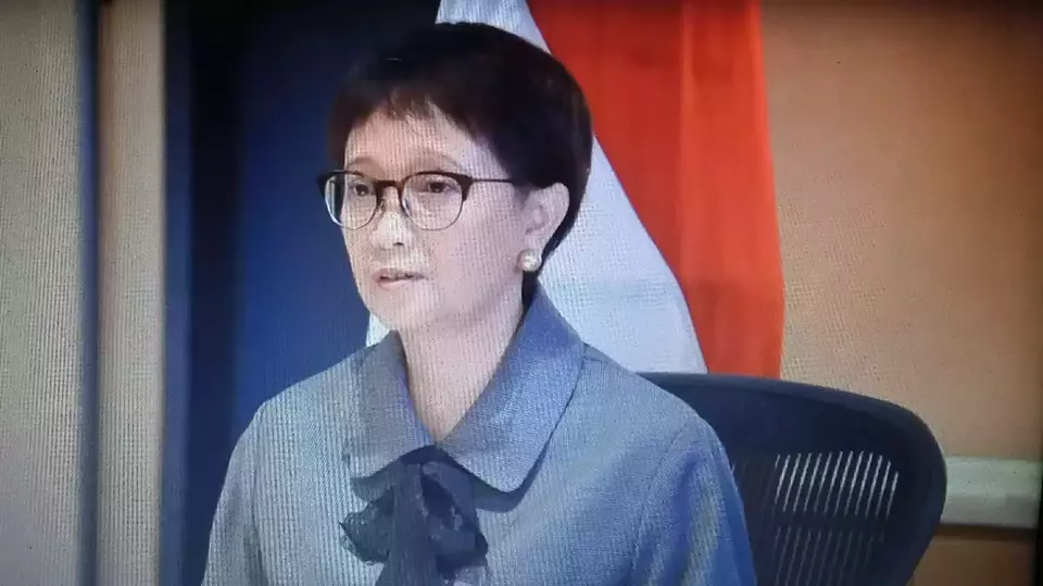 Menteri Luar Negeri (Menlu) RI Retno Marsudi saat menyampaikan keterangan pers secara virtual. (Foto: Youtube)