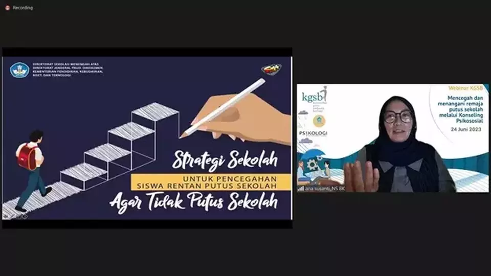 Pendiri Komunitas Guru Satkaara Berbagi Ruth Andriani