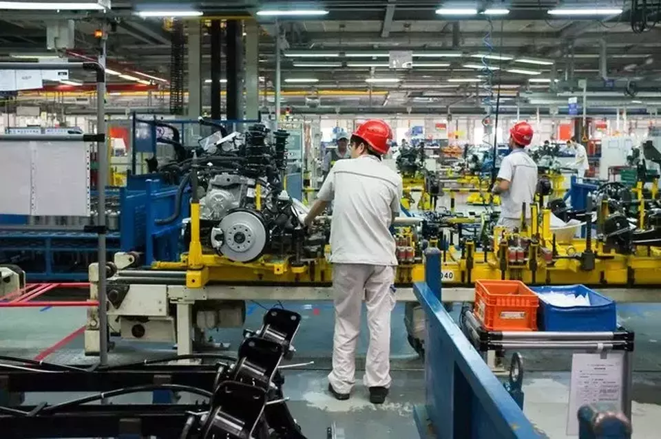 S&P sekarang memperkirakan Tiongkok untuk mencatat pertumbuhan produk domestik bruto (PDB) sebesar 5,2% pada 2023, turun dari perkiraan sebelumnya sebesar 5,5%. (Foto: Shutterstock)
