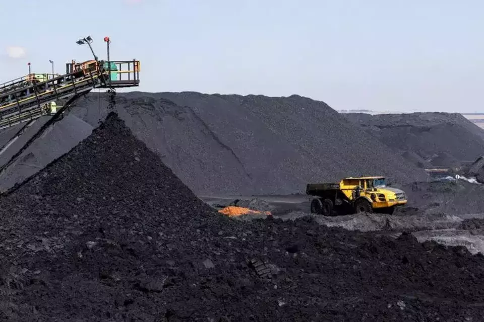 ilustrasi batu bara(Foto: REUTERS/Siphiwe Sibeko/File Foto)