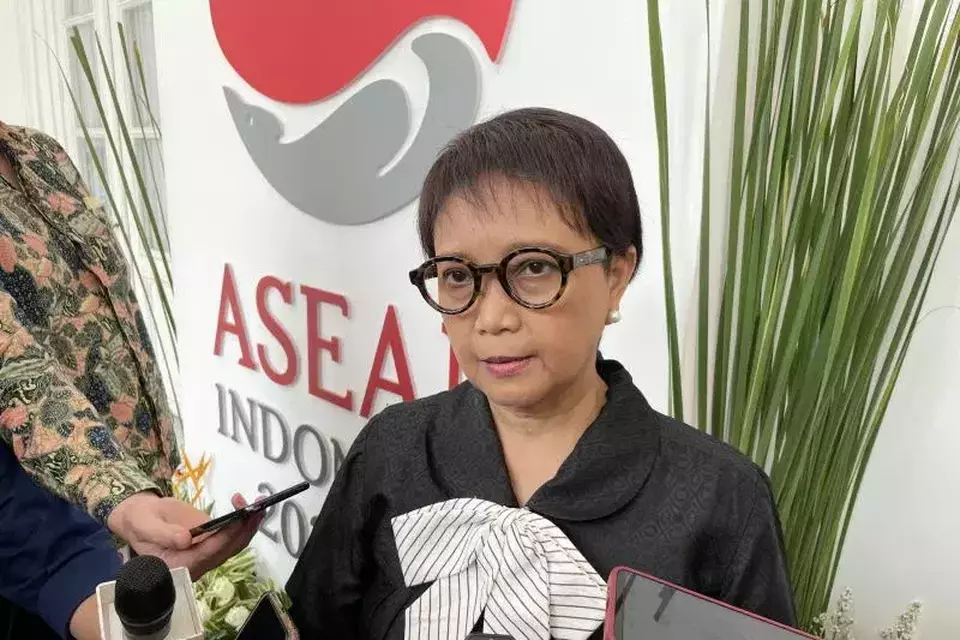 Menteri Luar Negeri (Menlu) RI Retno Marsudi menjawab pernyataan wartawan di Gedung Pancasila, Jakarta pada 14 Agustus 2023. (Foto: ANTARA/Yashinta Difa)