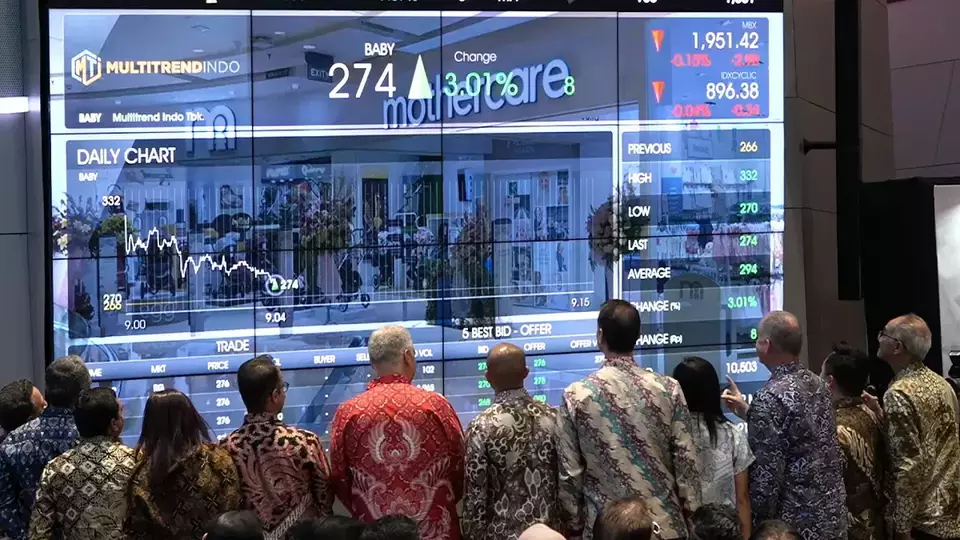 Seremoni perdana listing PT Multitrend Indo Tbk (BABY). (Ist)