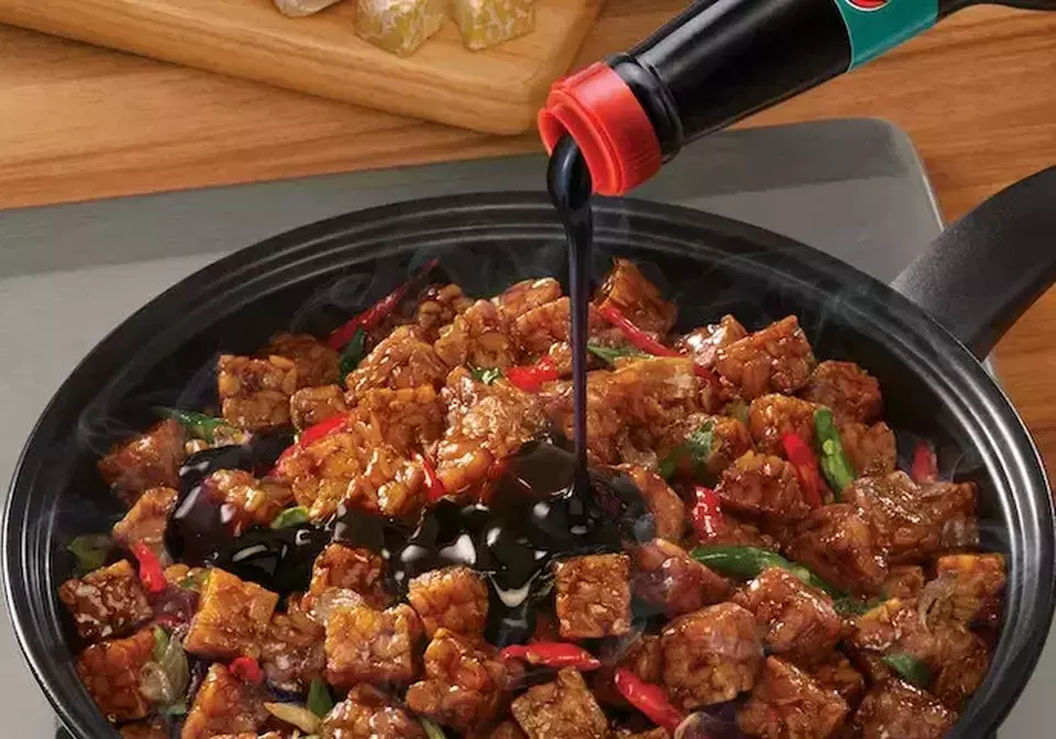 Orek tempe, salah satu hidangan Nusantara yang menggunakan kecap manis. (Foto: Istimewa/Bango)