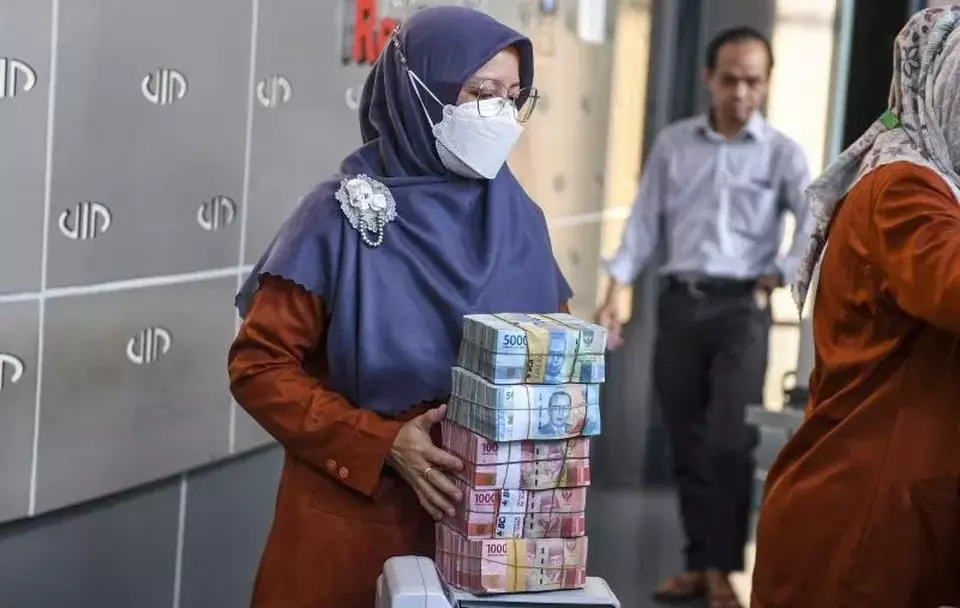 Rupiah Koreksi Tipis Di Tengah Surplus Neraca Dagang