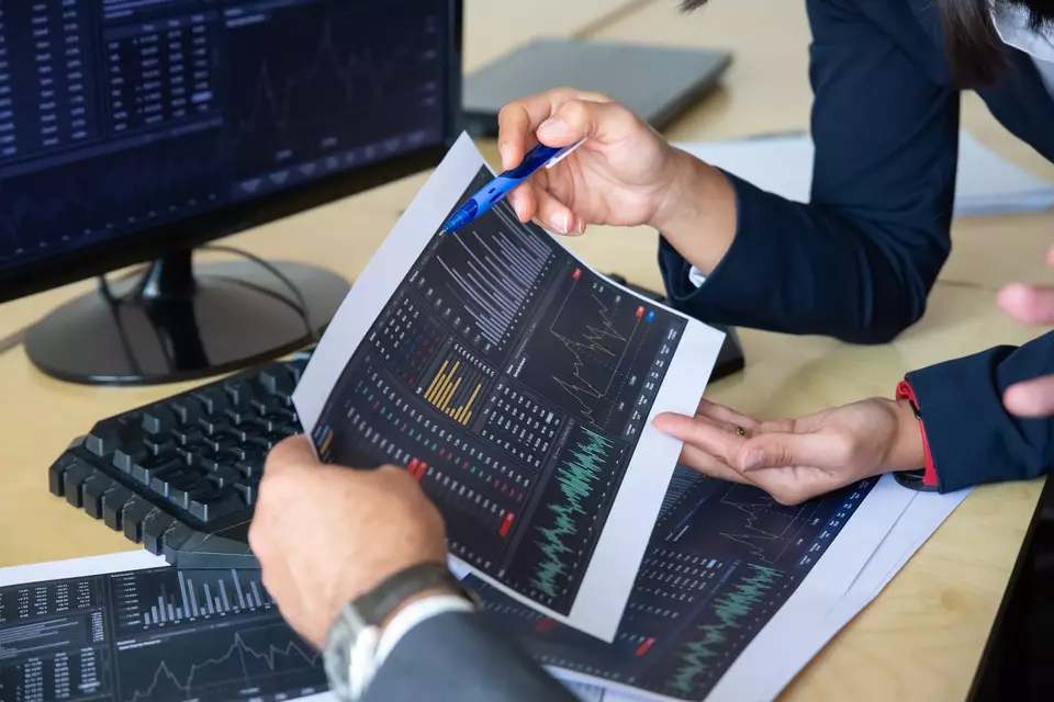 Ilustrasi investasi. (Image by pch.vector on Freepik)