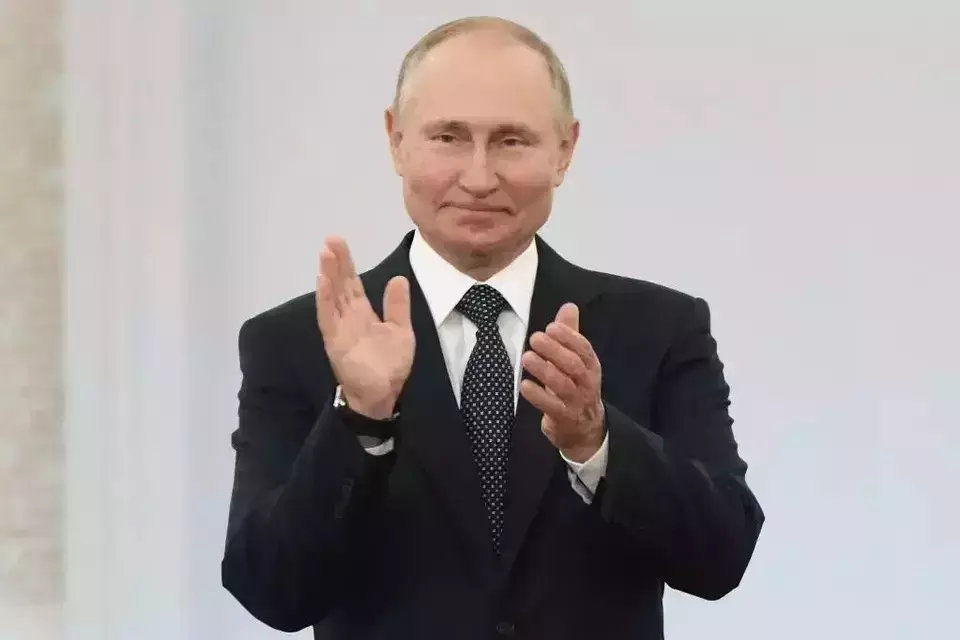 Prabowo Terima Ucapan Selamat Dari Vladimir Putin