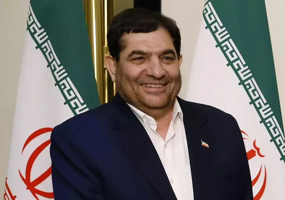 Wakil Presiden Pertama Iran Mohammad Mokhber bertemu dengan Perdana Menteri Rusia Mikhail Mishustin di sela-sela Dewan Kepala Pemerintahan Negara-negara Persemakmuran Negara-Negara Merdeka (CIS) dan Organisasi Kerja Sama Shanghai (SCO) di Bishkek, Kyrgyzstan pada 25 Oktober 2023. (Foto: Dmitry Astakhov, Sputnik, Kremlin Pool Photo via AP, File)
