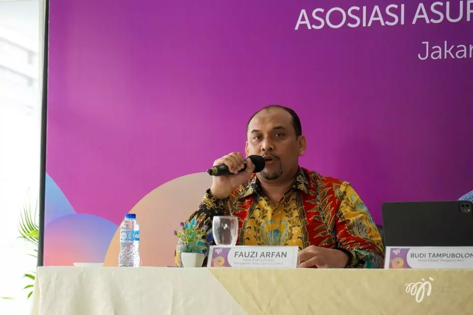 Ketua Bidang Produk, Manajemen Risiko, dan GCG AAJI, Fauzi Arfan dalam konferensi pers Kinerja Asuransi Jiwa Kuartal I-2024, pada Rabu (29/5/2024). (Foto: AAJI)