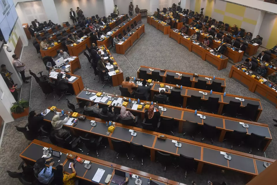 Suasana rapat kerja antara Badan Anggaran (Banggar) DPR. (ANTARA FOTO/Aditya Pradana Putra)