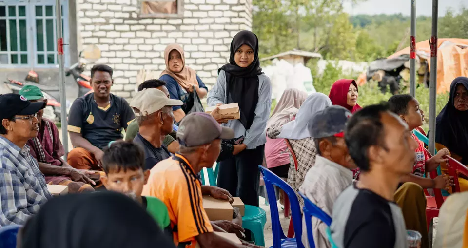 Kegiatan sosialisasi dan edukasi yang dilakukan oleh Startup Aruna kepada nelayan. (Foto: Dok.PR)