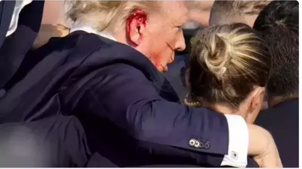 Donald Trump ditembak saat berpidato dalam rally di Pennsylvania. (AP/AP)