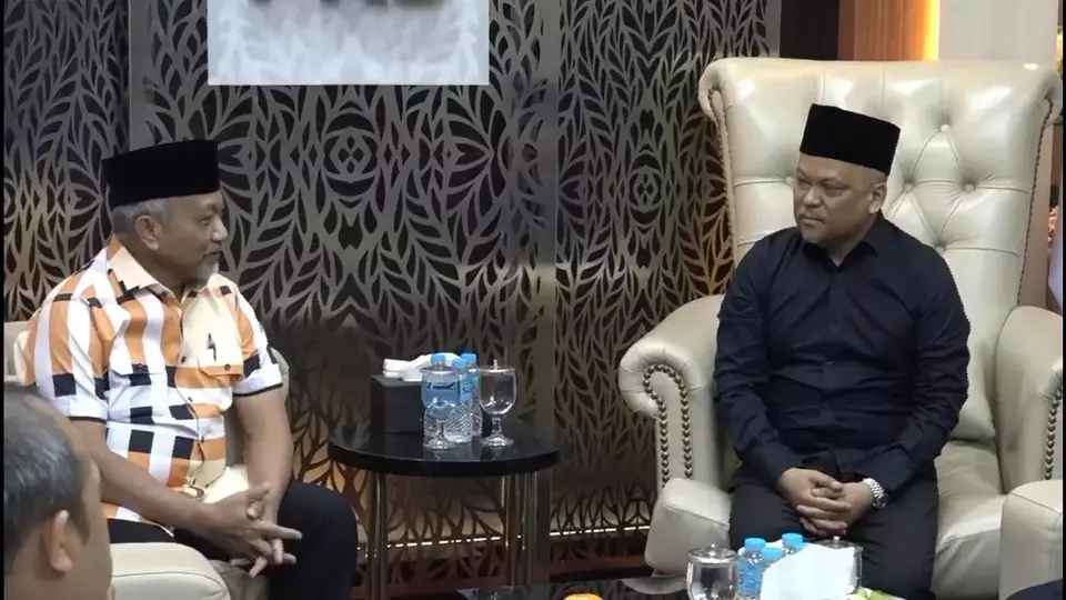 Presiden PKS Ahmad Syaikhu menerima kedatangan Ilham Habibie, yang diusung Partai Nasdem sebagai calon Gubernur Jawa Barat pada Pilkada Serentak 2024