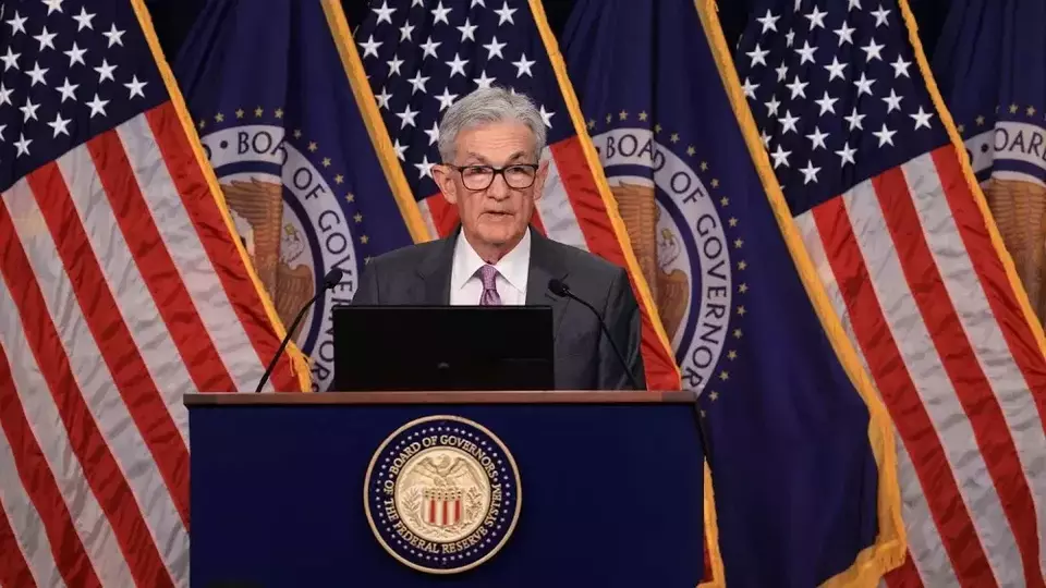 Gubernur The Federal Reserve (The Fed) Jerome Powell berbicara dalam konferensi pers setelah pertemuan dua hari Komite Pasar Terbuka Federal (FOMC) mengenai kebijakan suku bunga di Washington, Amerika Serikat pada 31 Juli 2024. (Foto: Kevin Mohatt/ Reuters)