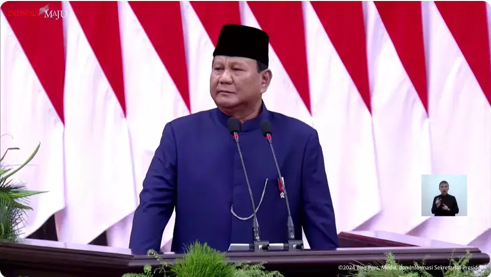Presiden Prabowo Subianto menyampaikan pidato usai pelantikan sebagai presiden periode 2024-2029, di Gedung MPR-DPR, Minggu (20/10/2024)