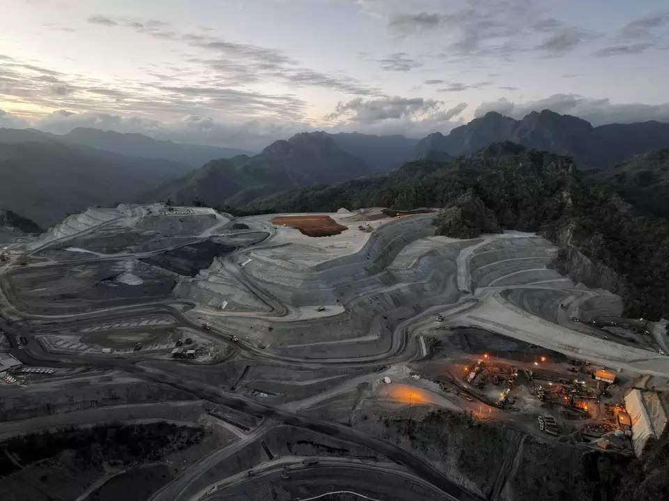 PT Merdeka Copper Gold Tbk (MDKA).