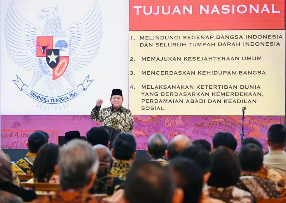 Presiden Prabowo Subianto saat memberi arahan dalam Musyawarah Perencanaan Pembangunan Nasional (Musrenbangnas) Rencana Pembangunan Jangka Menengah Nasional (RPJMN) 2025-2029 di Gedung Bappenas, Jakarta, pada Senin (30/12/2024) siang. (Biro Pers Sekretariat Presiden/Laily Rachev)