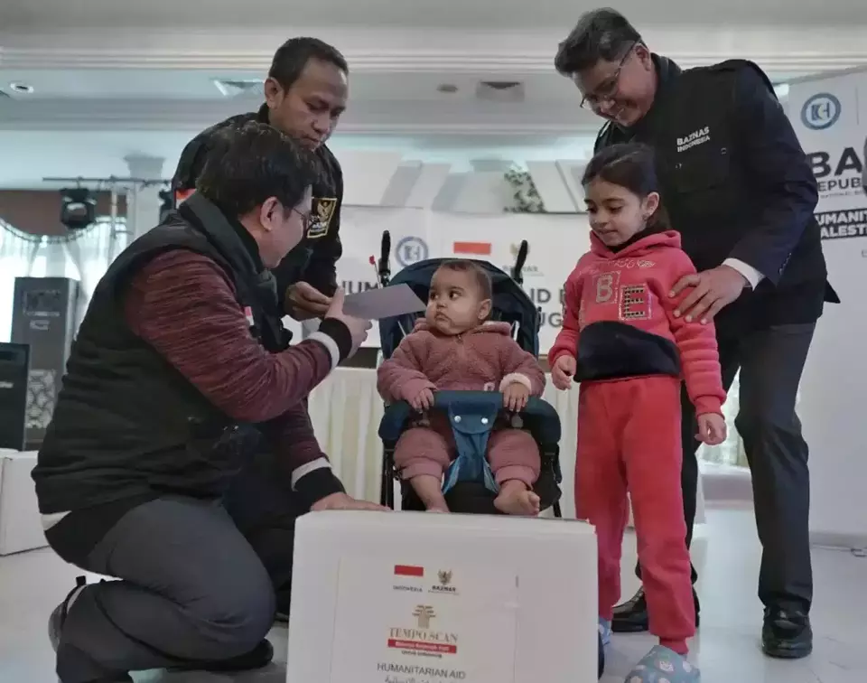 Badan Amil Zakat Nasional (BAZNAS) RI menyalurkan bantuan untuk anak-anak dan keluarga Gaza, Palestina penyintas kanker yang berada di Rumah Sakit King Hussien Cancer Center (KHCC) di Yordania