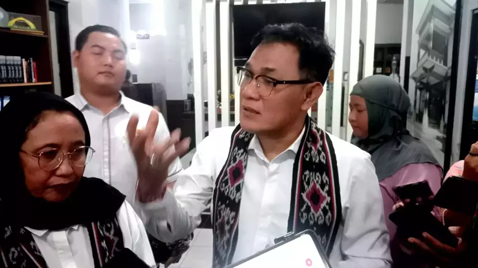 Kepala Badan Percepatan Pengentasan Kemiskinan (BP Taskin), Budiman Sudjatmiko saat menghadiri peringatan Hari Desa 2025 di Desa Ponggok, Kecamatan Polanharjo, Klaten, Jawa Tengah, Rabu 15 Januari 2025. (Beritasatu.com/ Joko Laksono).