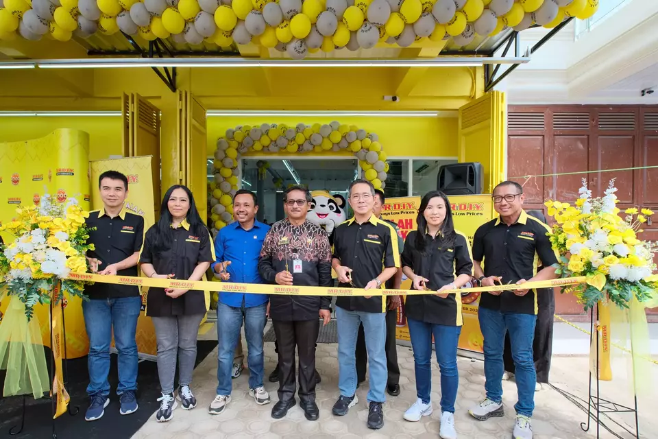 Peresmian pembukaan toko ke-1.000 MR.DIY di Bulukumba. Foto: MDIY