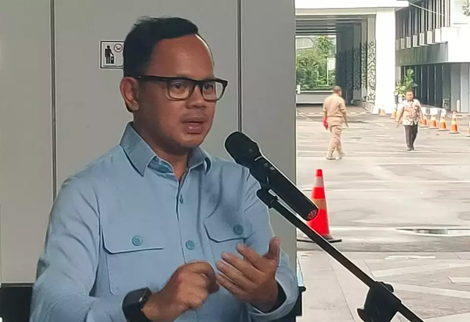 Wakil Menteri Dalam Negeri, Bima Arya di Kantor Kemendagri, Jakarta, pada Minggu, (16/2/25). (B-Universe Photo/Ricki Harahap)