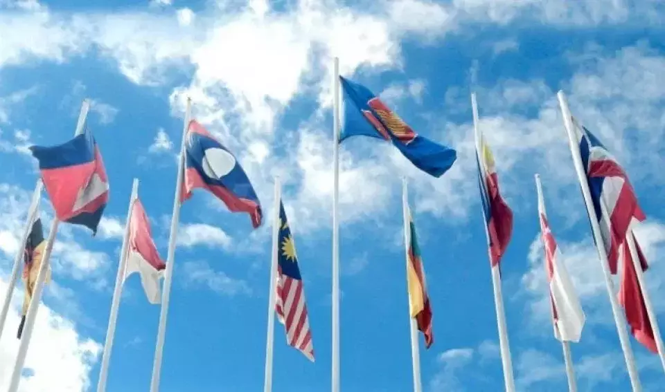 Bendera dari negara-negara anggota Asean. (Sumber: Asean.org)