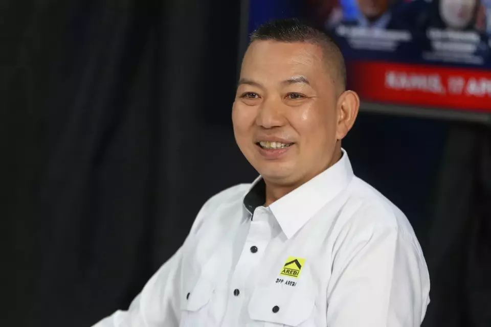 Ketua Umum AREBI Clement Francis, saat FGD dengan tema "Meracik Portfolio Investasi di Tengah Ketidakpastian Tarif Trump", di Kantor B Universe, PIK 2, Tangerang, Kamis (17/4/2025)