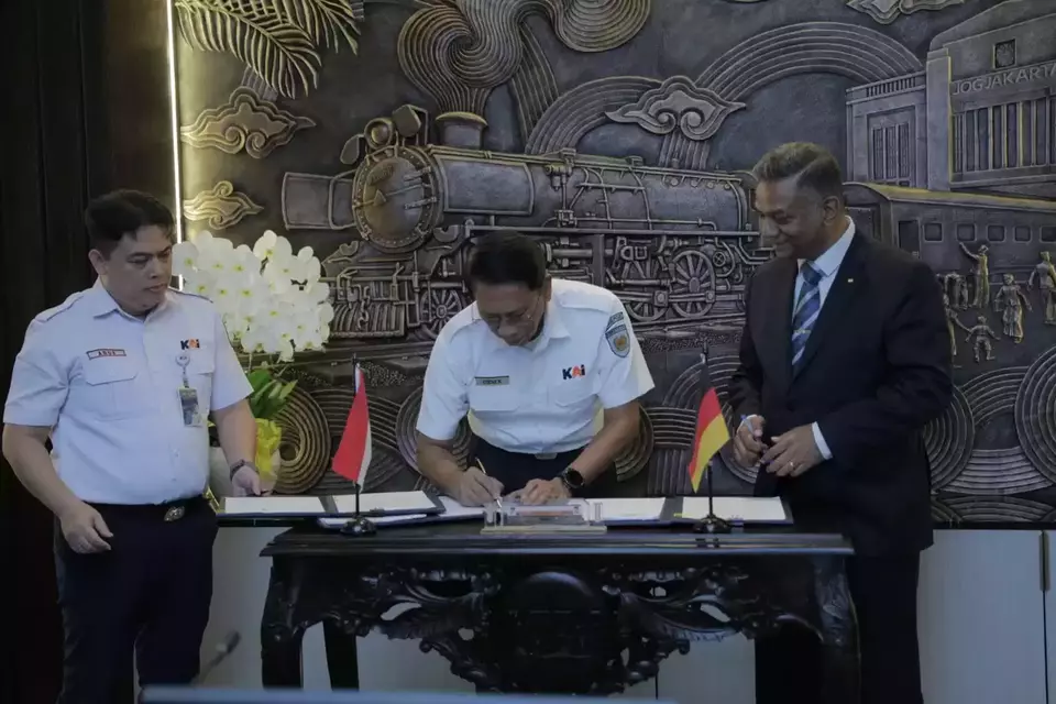 KAI meneken MoU dengan Deutsche Bahn (DB) operator kereta api nasional Jerman. Ist