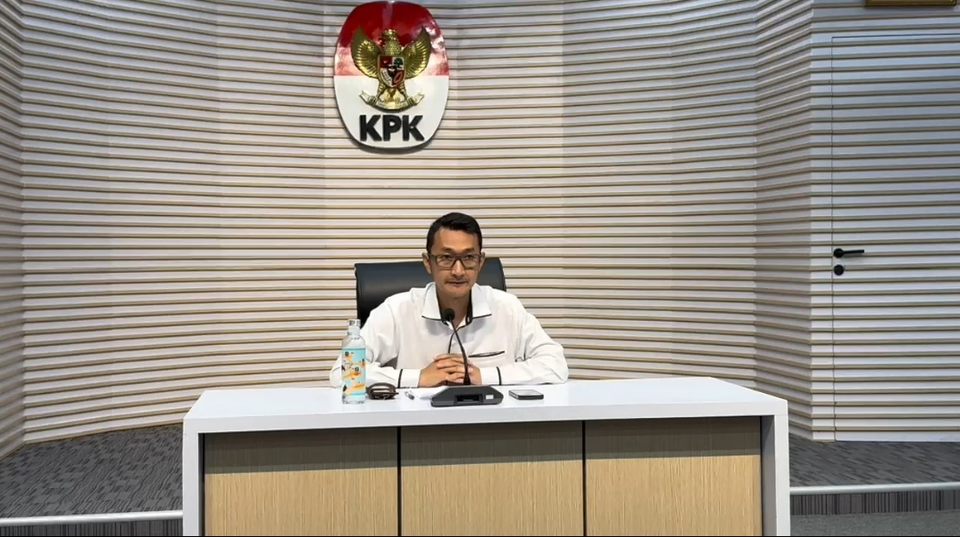 Jubir KPK Budi Prasetyo di gedung Merah Putih KPK, Kuningan, Jakarta, Rabu, 14 Mei 2025. (Foto: Yustinus Patris Paat)
