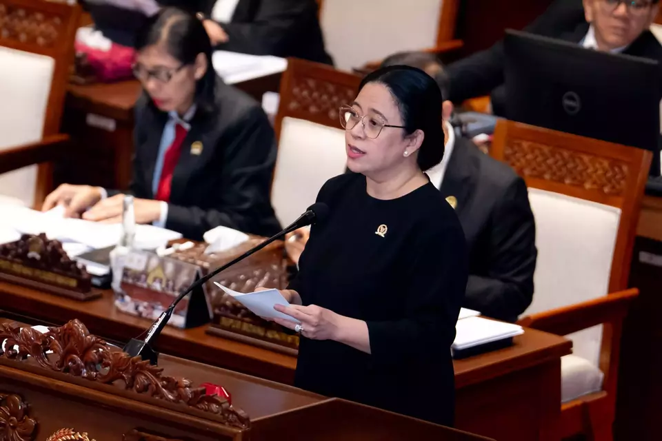 Ketua DPR, Puan Maharani saat membuka rapat paripurna ke-20 Masa Persidangan IV Tahun Sidang 2024-2025 pada Selasa (24/6/2025).