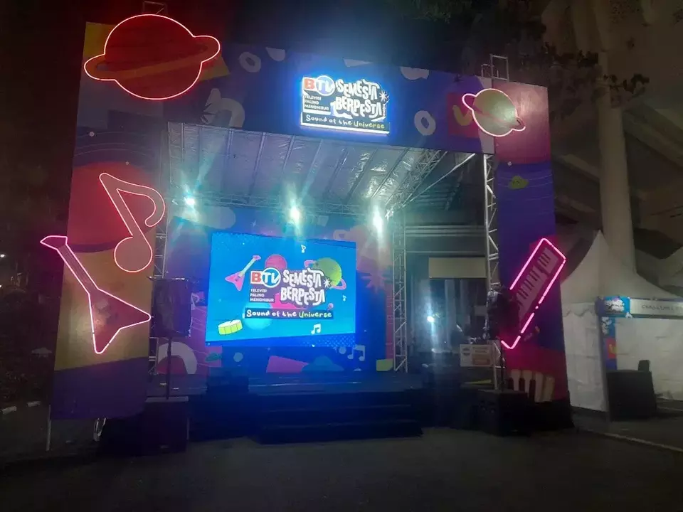 Panggung BTV Semesta Berpesta Malang di Dome Universitas Muhammadiyah Malang (UMM), Jawa Timur. (Foto: B-Universe/ Didik Fibrianto)