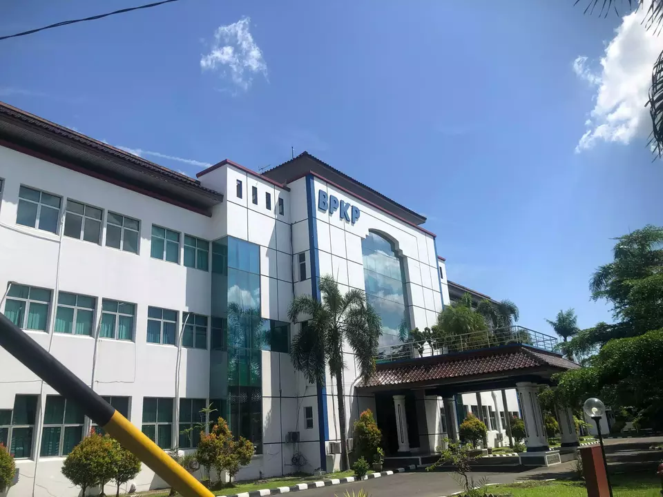 KPK gunakan Gedung BPKP Medan untuk pemeriksaan saksi kasus dugaan korupsi proyek jalan. 