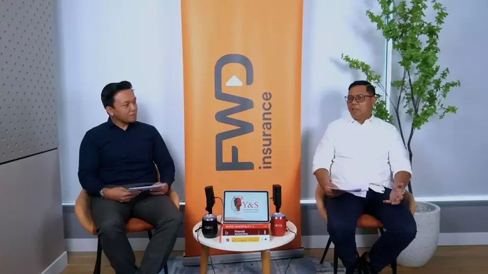 Podcast industri asuransi FWD Insurance. (ist)