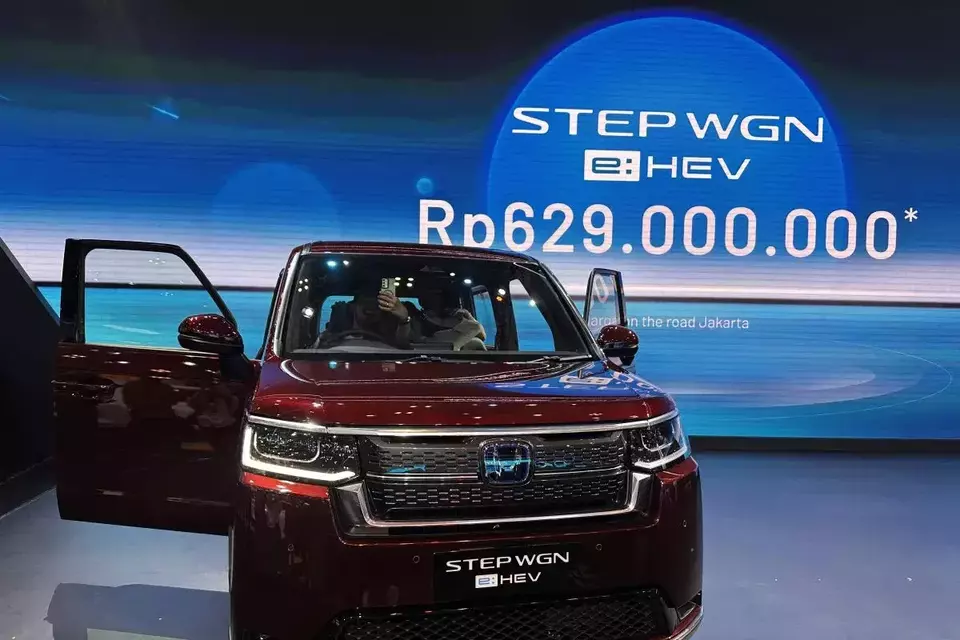 Honda STEP WGN e:HEV dipamerkan pada GIIAS 2025, ICE BSD City, Tangerang, (Foto: Antara)