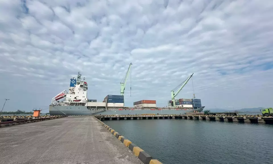 Pembangunan infrasturktur kepelabuhanan. (Foto Ist)