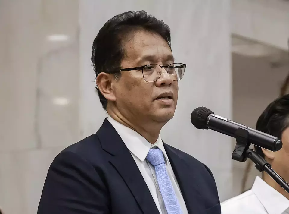 Menteri Keuangan Purbaya Yudhi Sadewa menyampaikan keterangan pers di Kantor Kementerian Keuangan, Jakarta, Senin (8/9/2025). (ANTARA FOTO/Dhemas Reviyanto)