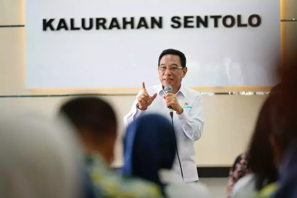Wakil Menteri Kesehatan (Wamenkes) Benjamin Paulus Octavianus saat menghadiri Ceremony Active Case Finding (ACF) Tuberkulosis yang dirangkai dengan kegiatan skrining TBC terhadap 200 warga Kapanewon Sentolo, Kabupaten Kulon Progo, Kamis (29/1/2026). 