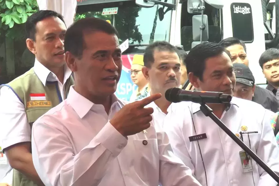 Menteri Pertanian (Mentan) Andi Amran Sulaiman di Kompleks Kementerian Pertanian, Jakarta Selatan. (B-Universe Photo/Celvin Moniaga Sipahutar)